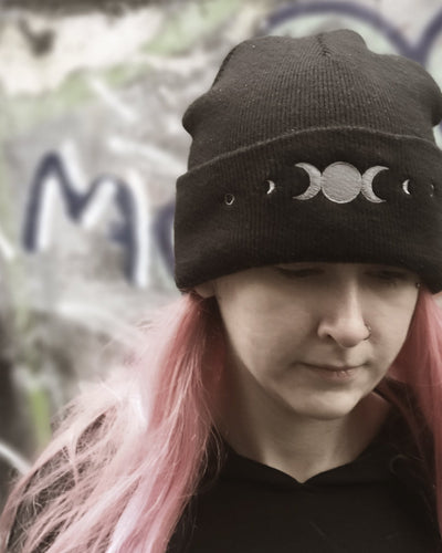 Grey Moon Phases Beanie Zombifit