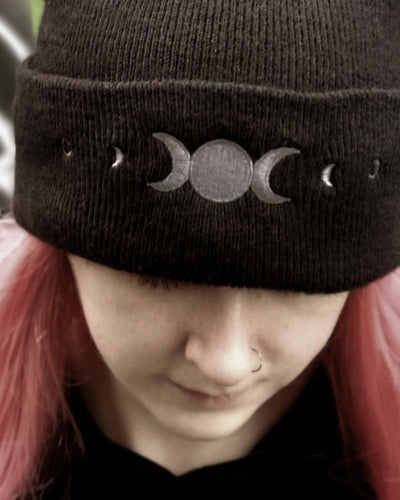 Grey Moon Phases Beanie Zombifit
