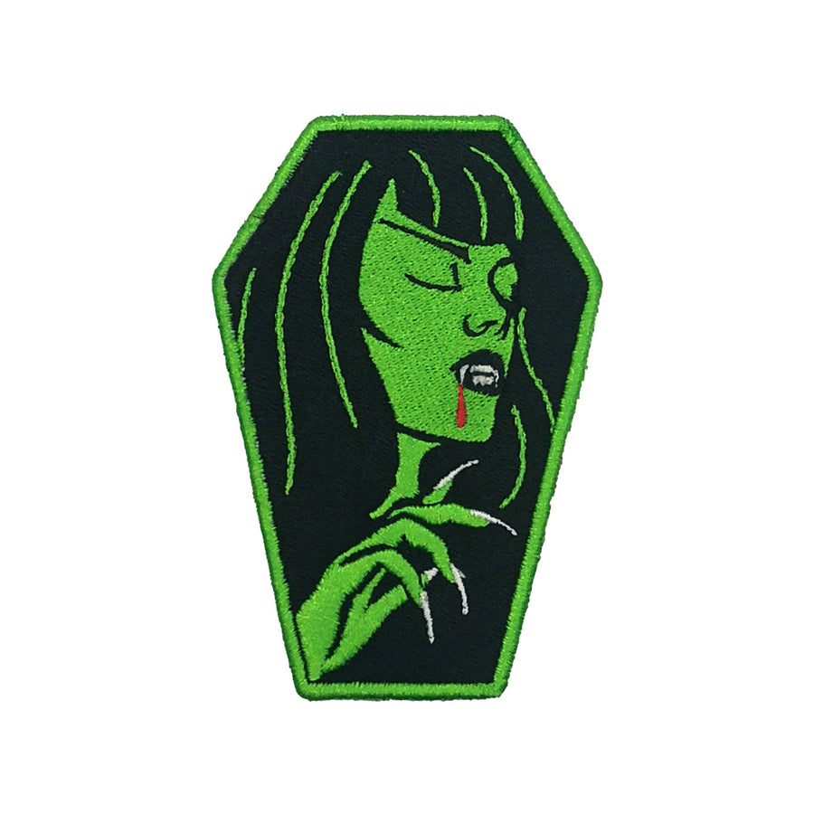 Vampire Girl Sew-on Embroidered Patch Patch Zombifit