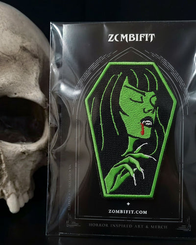 Vampire Girl Sew-on Embroidered Patch Patch Zombifit